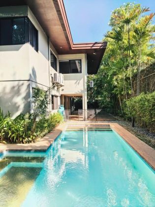 4 Bedroom Unit for Rent at Dasmarinas Village Makati Metro Manila