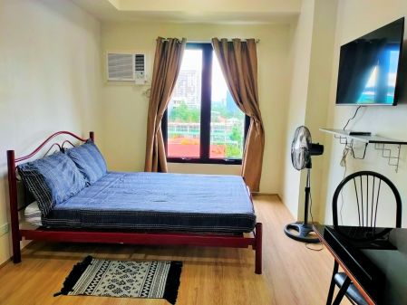 Fully Furnished Studio Unit at The Median for Rent