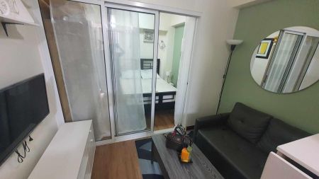 Fully Furnished 1 Bedroom Unit at Lumiere Residences for Rent