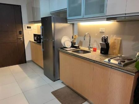 Fully Furnished 1 Bedroom for Rent in One Uptown Residence 