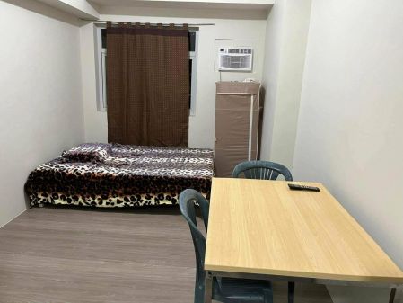 Vista GL Furnished Condo for Rent