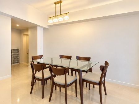 Fully Furnished 3 Bedroom Unit at Grand Hyatt Manila for Rent