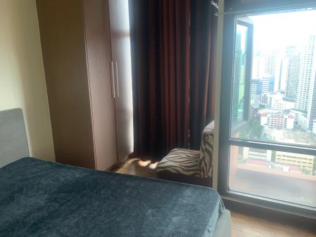 Studio Unit in The Oriental Place
