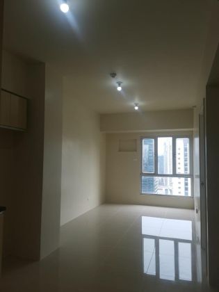 For Rent 1BR Condo Unit Unfurnished at the Montane Taguig