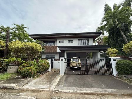 Ayala Alabang Village  House and Lot For Rent   9358