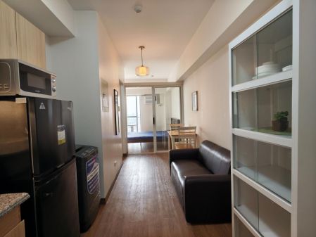 Furnished 1 Bedroom Condo for Rent Infina Towers Quezon City