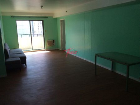 Spacious 3 Bedroom in Antel Seaview Towers for Lease