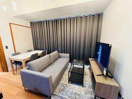 Semi Furnished 2 Bedroom in Seasons Residences Natsu Tower
