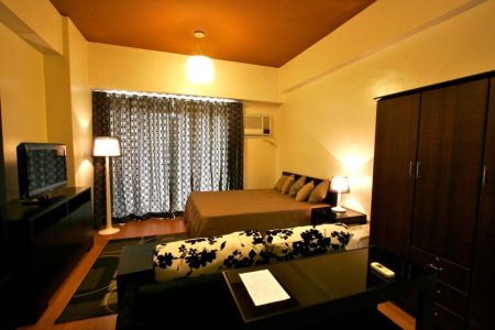 Fully Furnished Studio Unit at Paseo Parkview Suites for Rent