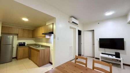 Fully Furnished 2BR with Balcony Free Amenities at the Fairlane 