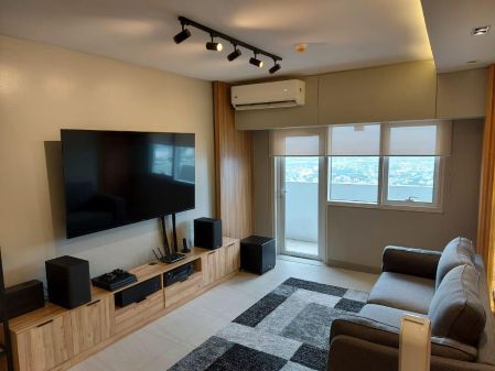 Beautiful 2 Bedroom in The Royalton at Capitol Commons for Rent