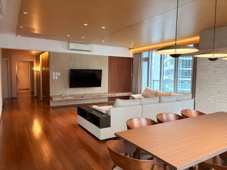 Fully Furnished 3 Bedroom Unit in Sakura Tower Rockwell Makati
