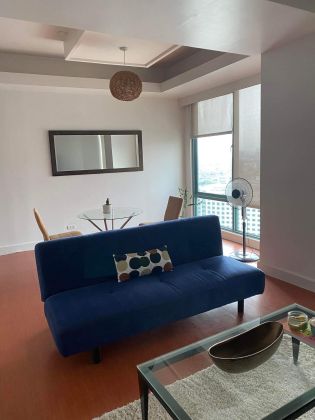 Fully Furnished 1 Bedroom Unit at Bellagio Towers for Rent