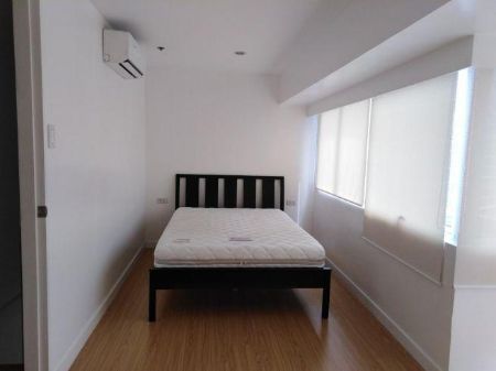 Semi Furnished 2BR for Rent in Fort Victoria BGC