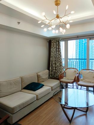 2BR Unit for Rent in Maridien Tower 2 BGC