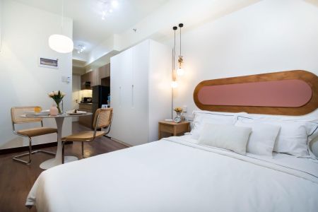The Camden Place Studio Fully Furnished Condo Unit for Rent