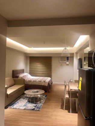 Fully Furnished Studio for Rent in Two Maridien BGC Taguig