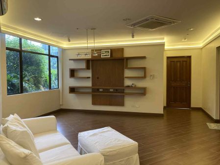 Newly Renovated 2BR at The Ritz Towers Ayala Avenue Makati