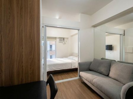 1BR Condo for Rent in Lumiere Residences near Capitol Commons