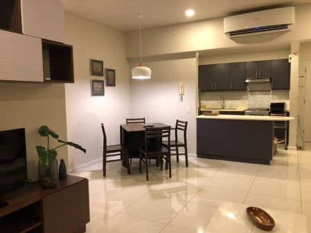 Fully Furnished 2 Bedroom Unit at The Senta for Rent