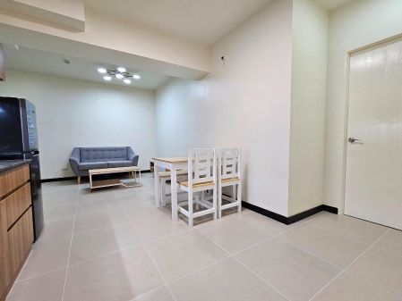 Best Amenities View 2BR Fully Furnished Unit in an Atrium Floor