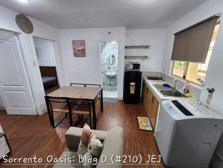 Fully Furnished 2 Bedroom Unit at Sorrento Oasis for Rent