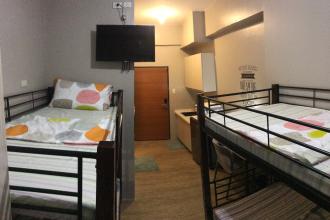 Fully Furnished Unit with Aircon along Taft Avenue 
