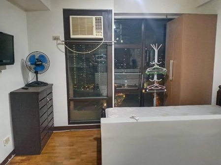 Here is your new home affordable Studio Unit for rent