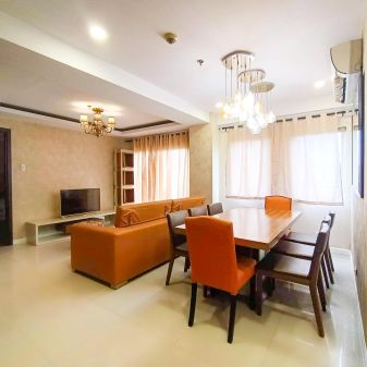 2BR Condo for Rent in Mckinley Taguig at Tuscany 