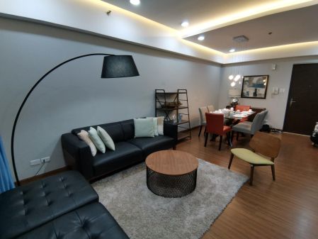 Fully Furnished 2BR for Rent in Shang Salcedo Place Makati