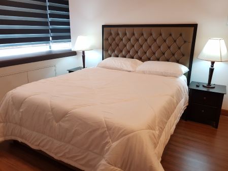 1BR Unit at Shang Salcedo Place for Rent