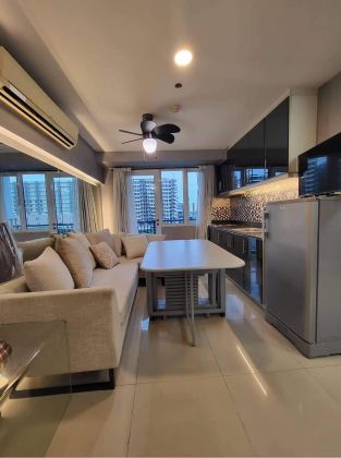 For Lease 2BR Condo Unit in Sea Residences