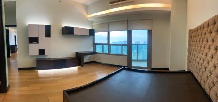 Fully Furnished 2 Bedroom near Greenbelt Mall