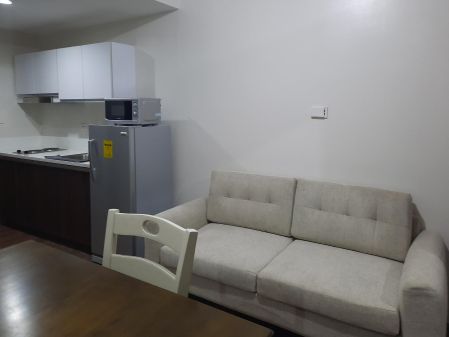 For Rent 1BR Fully Furnished Unit in Air Residences Makati
