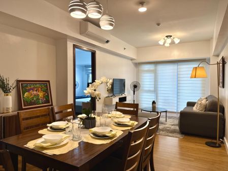 Large Cut 1 Bedroom Condo at Verve Residences Tower 2
