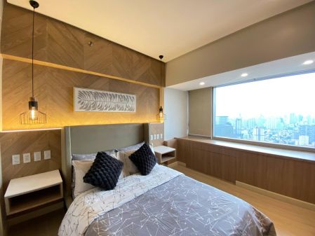 Fully Furnished  Studio Unit for Lease at One Shangrila Place