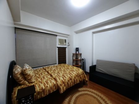 Chic One Bedroom Condo for Rent Alabang Muntinlupa