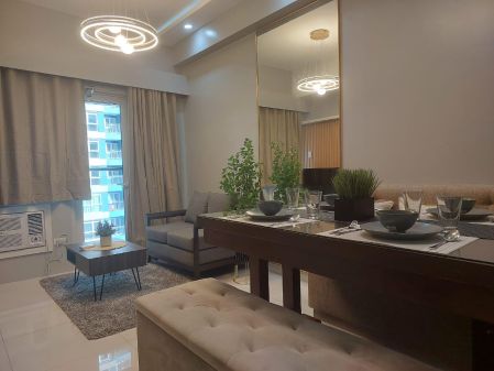 Fully Furnished 1 Bedroom Unit in Times Square West BGC