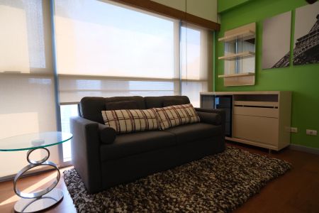 For Lease 1BR Unit at Eton Residences Legaspi Village Makati