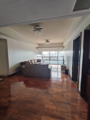 Fully Furnished 2 Bedroom at The Residences at Greenbelt
