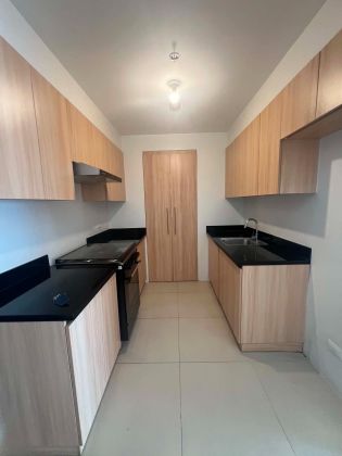 For Lease 1 Bedroom Semi Furnished Unit at Park Trigagle Residenc