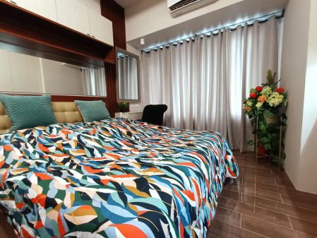 Air Residences Makati Condo 1BR Fully Furnished for Rent