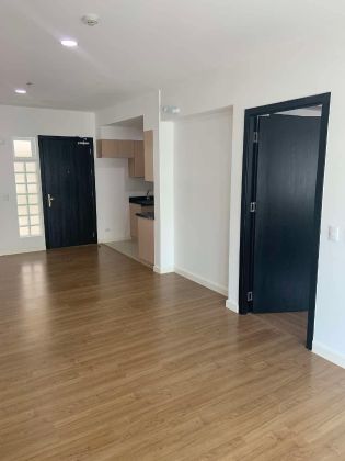 Unfurnished 1 Bedroom Unit at The Veranda for Rent