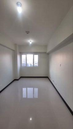 Studio Unfurnished Unit at Quantum Residences