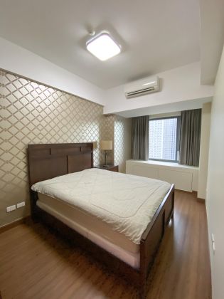 Fully Furnished 1 Bedroom Unit for Lease at Shang Salcedo Place