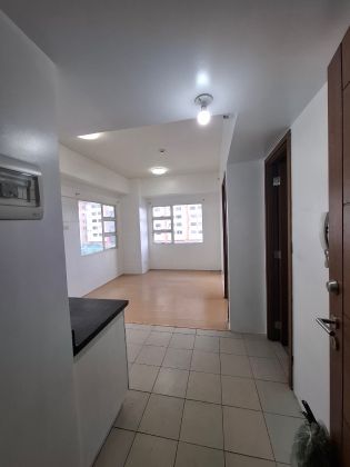 One bedroom unfurnished unit in One Archers place along Taft