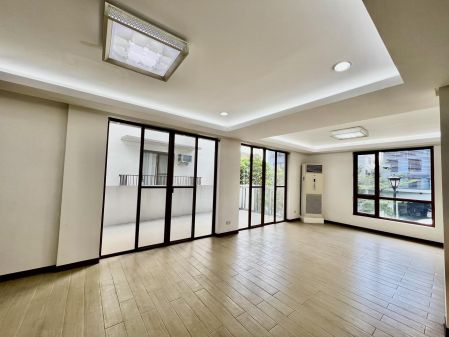 4BR 3 Storey House with Basement 3 Car Garage at McKinley Hill