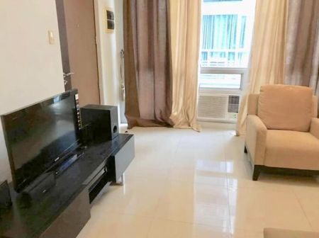 Fully Furnished 1BR with Balcony in Greenbelt Chancellor Makati