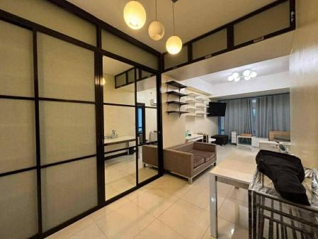 40K Monthly with Parking at Two Central Makati 