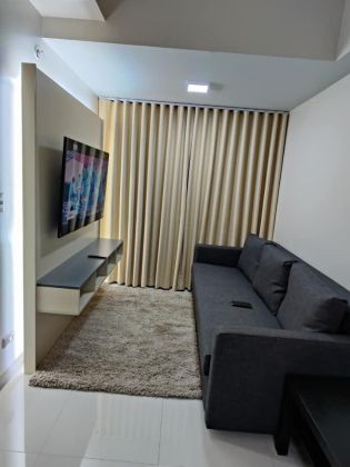Fully Furnished 1BR in Eastwood Global Plaza Luxury Residence 